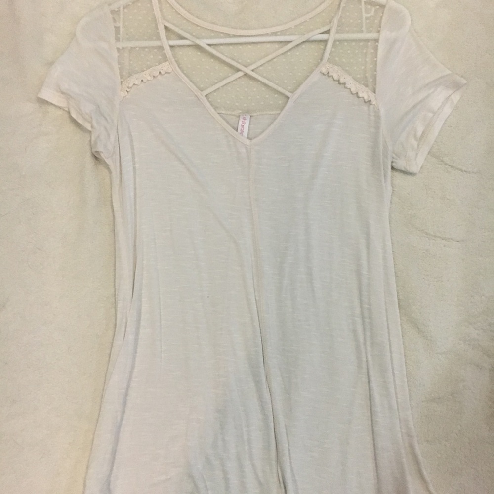 Detailed top